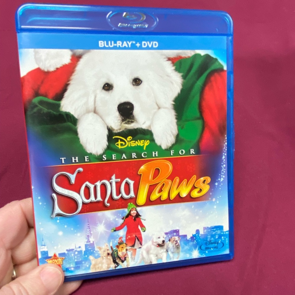 Disney The Search for Santa Paws Blu-ray + DVD